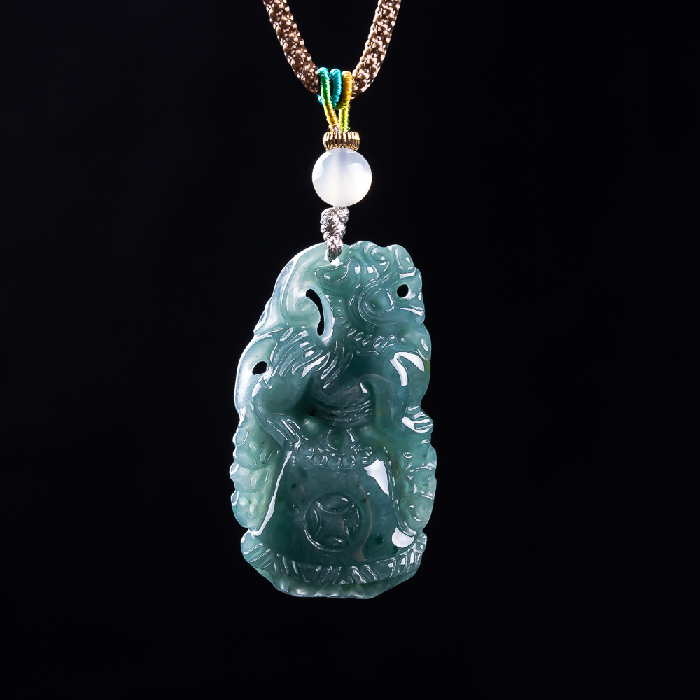 Women Accessories Gift - Бирманский нефритовый кулон Пи Сю: дизайнерский