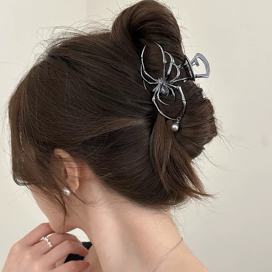 Зажимы для волос «Черный паук» – обзор и цена Women Accessories Business